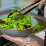 Fresh Food Chains Face Foot Traffic Slump Amid Lettuce Contamination and Confusing Health Guidance
