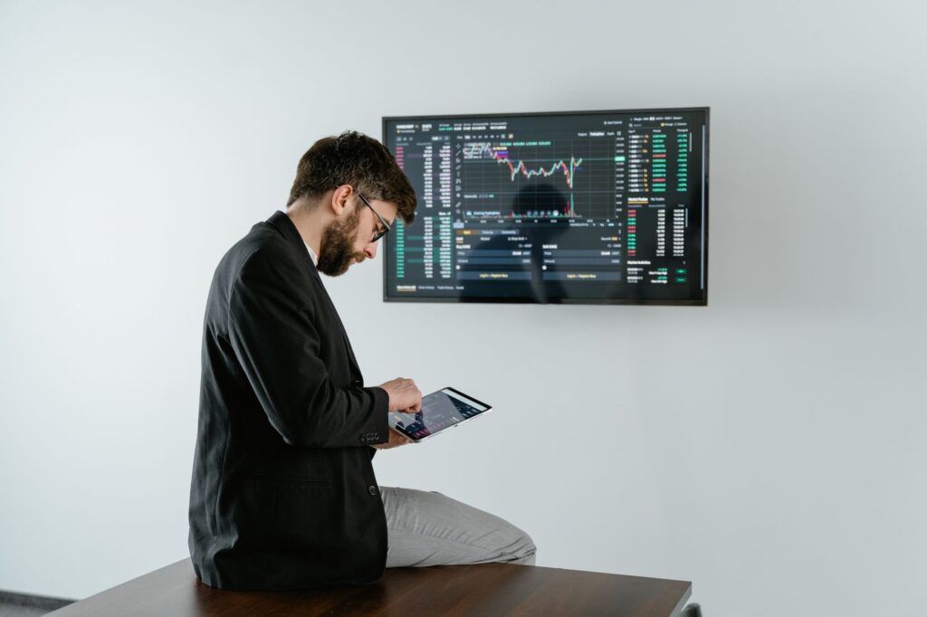 Groww Outpaces Competitors with 22 Million Users as Valuation Puts Execution Under the Microscope