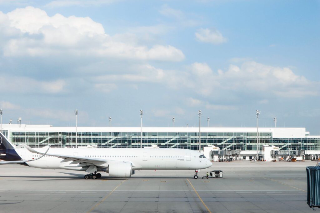 IndiGo MD Warns Against Airport Operators Owning Airlines Amid Escalating Aviation Fuel Costs