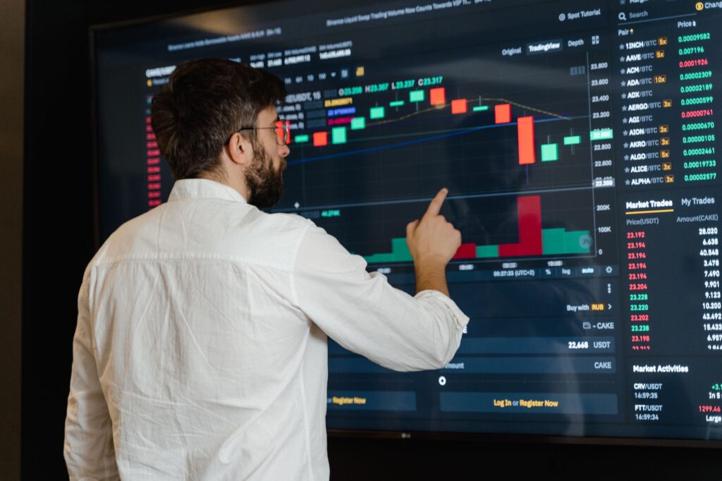 Indian Equities Positioned to Outperform Global Peers Amid Market Volatility, Analysts Say