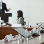 Jamie Dimon Urges Calm Over AI Job Anxiety, Emphasizes Reskilling Over Layoffs