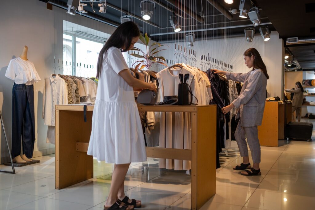 Lululemon Enters Indian Market Through Strategic Partnership with Tata CLiQ