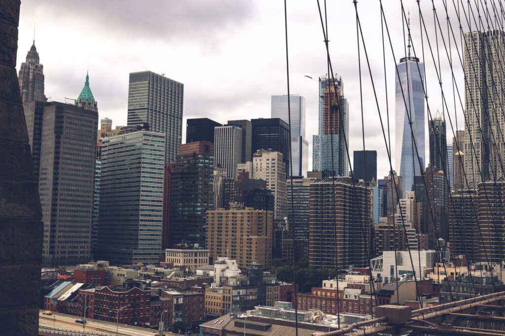Manhattan Office Leasing Surges to Two-Decade High