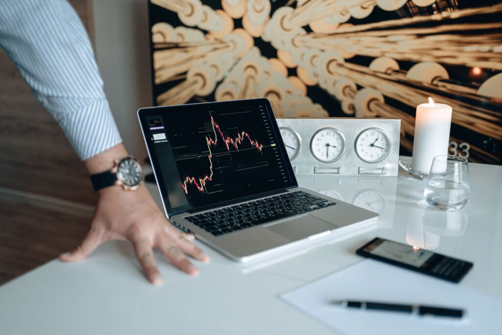 Navigating Financial Hazards: Five Warning Signs for Modern Investors