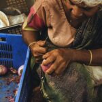 Rising Prices Hit Indian Kitchens as Rain and Drought Disrupt Onion and Rice Supplies