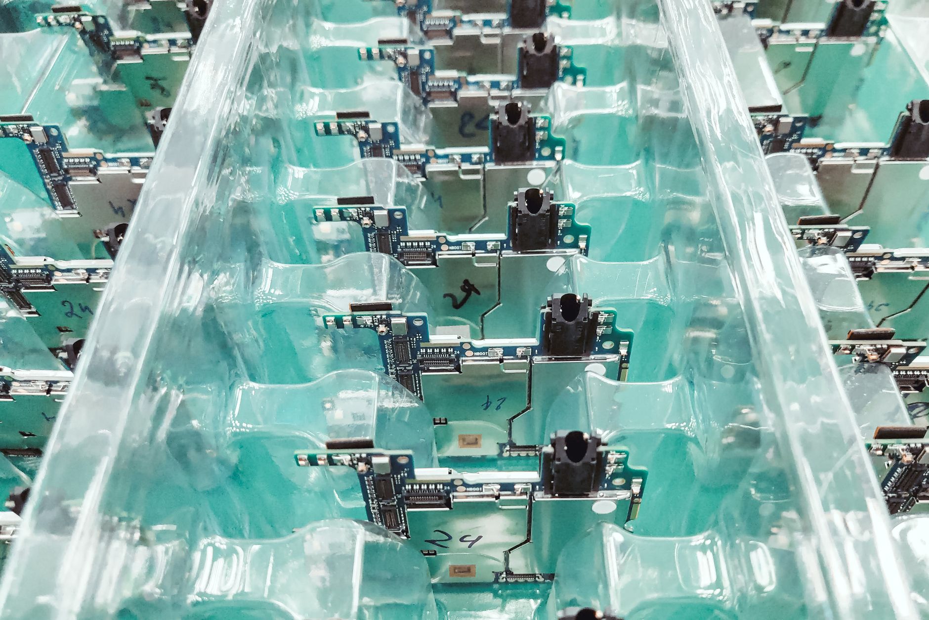 South Korea's Export Surge: Semiconductor Demand Fuels Economic Resilience