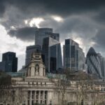 U.K. Economy Edges Into Growth Amid Persistent Energy Pressures and Geopolitical Tensions