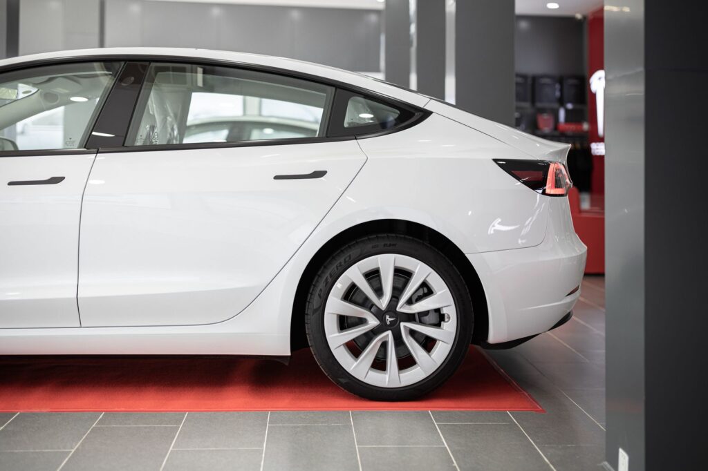 U.S. Bans Polestar Sales Over China-Linked Connected Vehicle Regulations