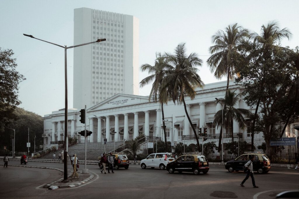 RBI Keeps Rates Steady While Upgrading Growth Forecasts in Dovish Shift