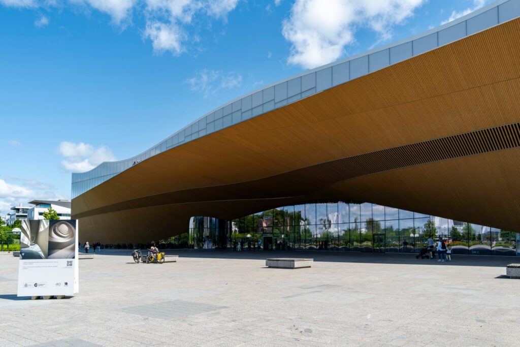 Explore the innovative architecture and openness of Oodi Library in Helsinki, a hub for learning and culture.